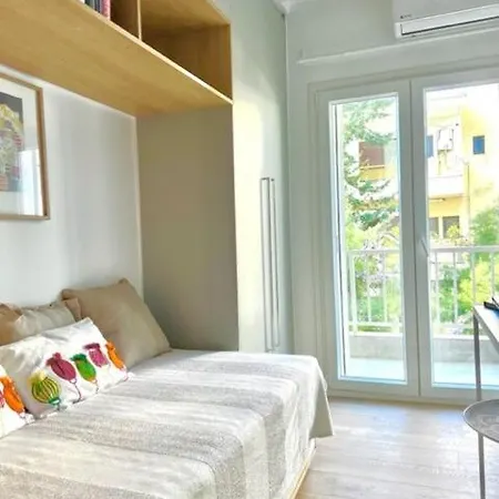 Apartment Minimalistic Elegance Thessaloniki