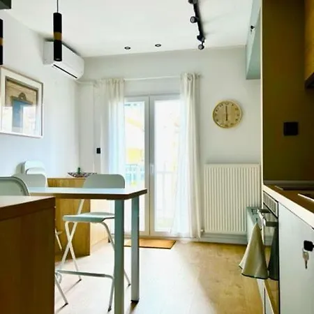 Minimalistic Elegance דירה *